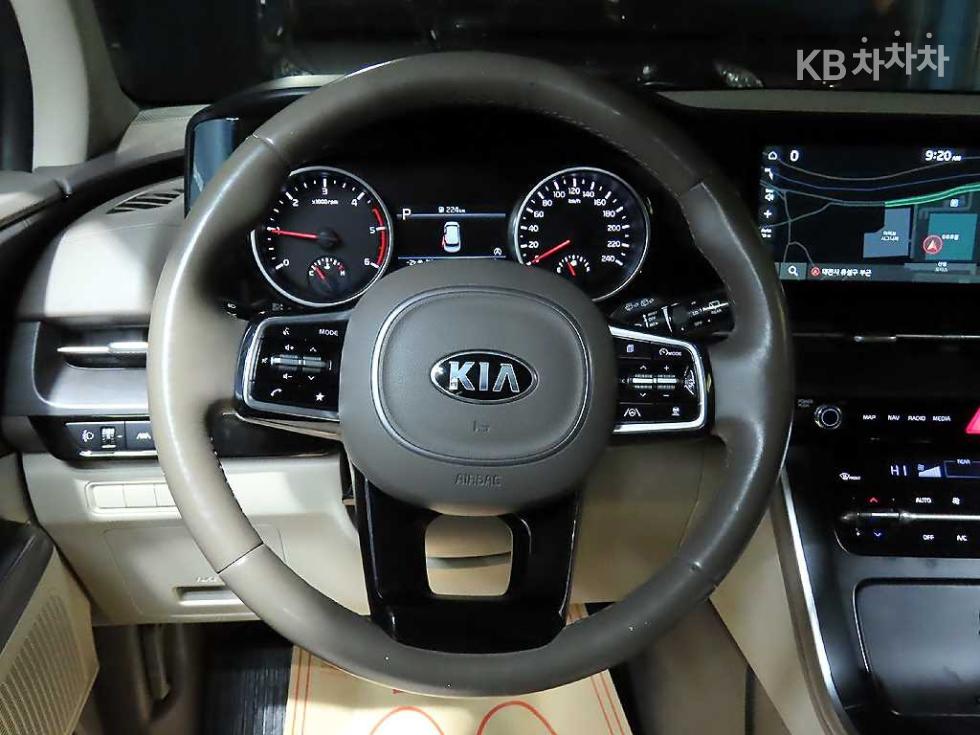 2021 - kia carnival
