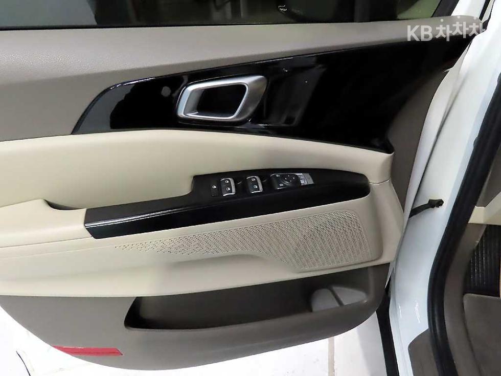 2021 - kia carnival