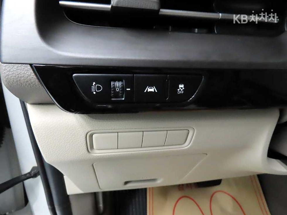 2021 - kia carnival