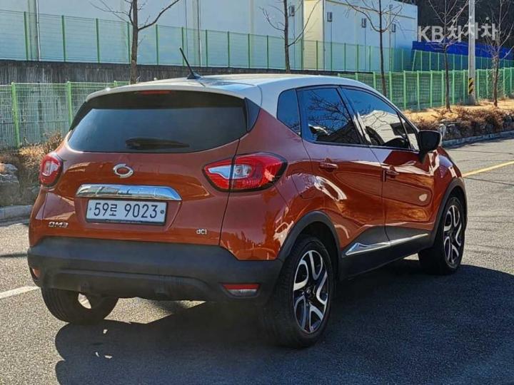 Renault QM3 RE Signature 5