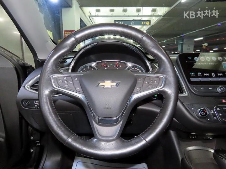 Chevrolet Malibu 2.0 Turbo Perfect Black 9