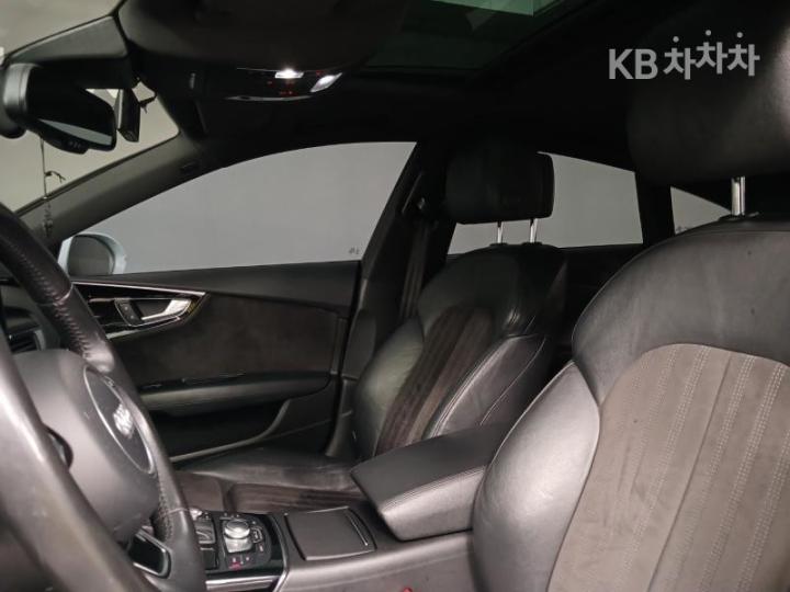 Audi A7 40 TFSI Quattro Premium 8