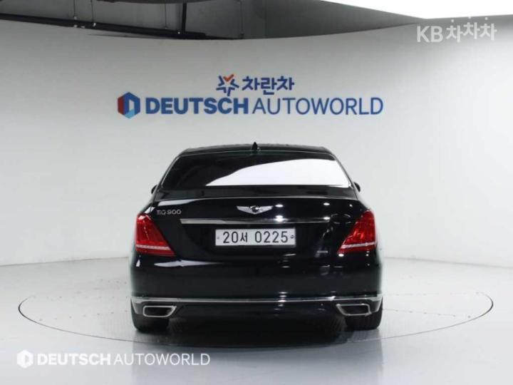 Genesis EQ900 3.8 GDI AWD Premium Luxury 5