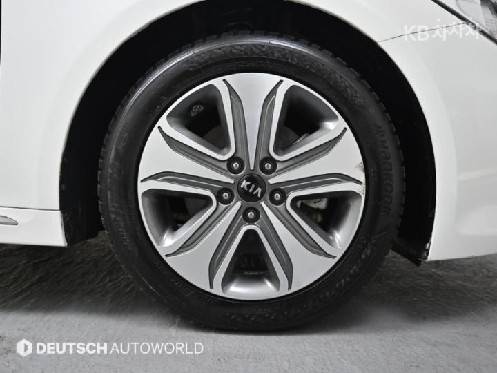 Kia K5 Hybrid 2.0 Noblesse Special 6