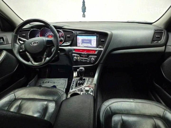 Kia K5 2.0 LPI Prestige 8