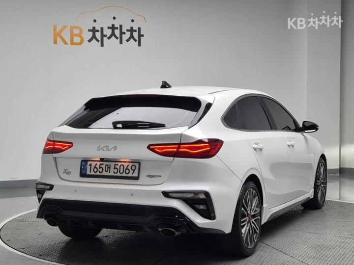 Kia K3 GT BD 1.6 T-GDi 5 Duo Signature 4