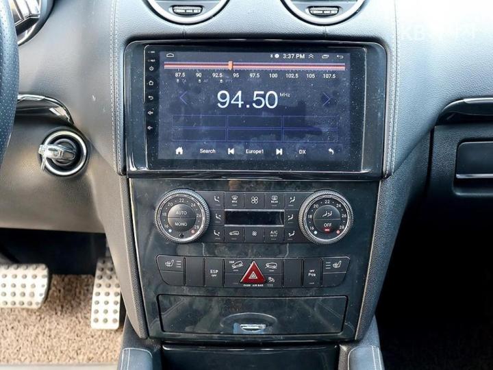 Mercedes-Benz M-Class ML300 CDI W164 10