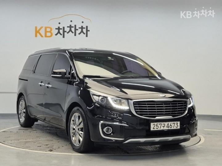 Kia Carnival 2.2 Diesel Prestige 5