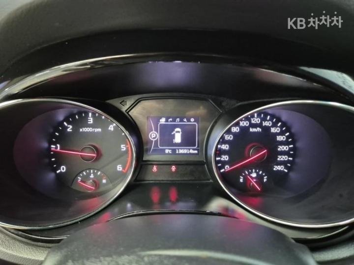 Kia Carnival 2.2 Diesel Prestige 7