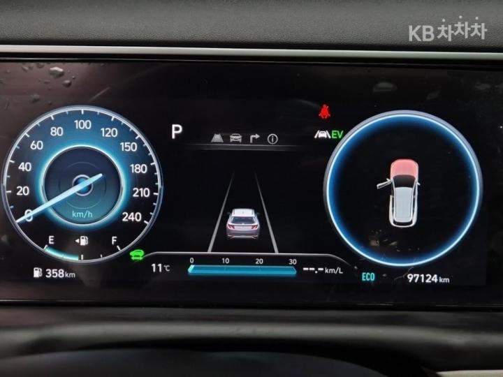 Hyundai Tucson The Hybrid NX4 1.6T HEV Inspiration 7