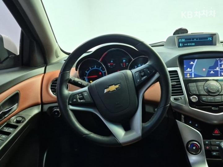 Chevrolet Cruze 1.6 LTZ 10