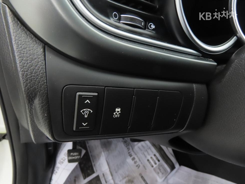 Kia K5 — miniaturë 11