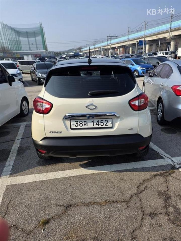 Renault QM3 RE Signature 5