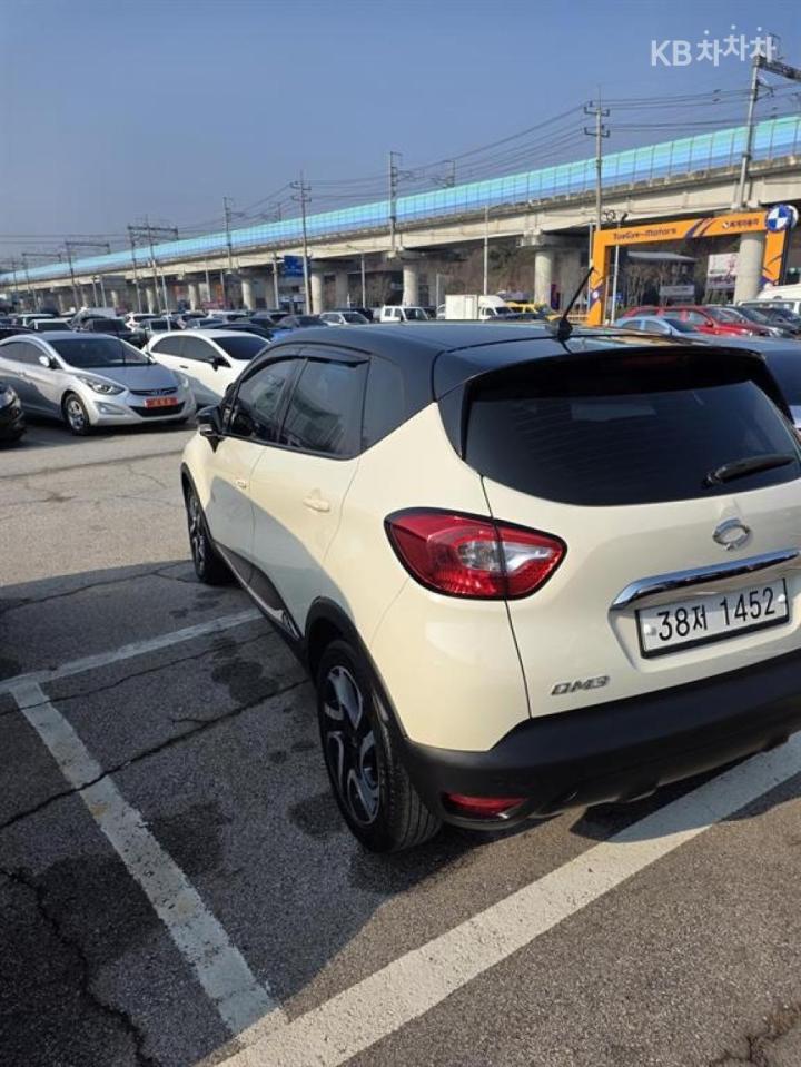 Renault QM3 RE Signature 6