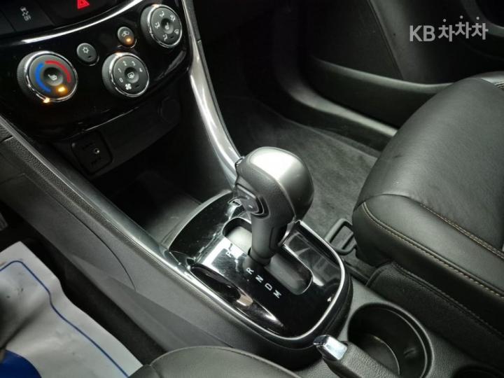 Chevrolet Trax 1.4 Premier 9