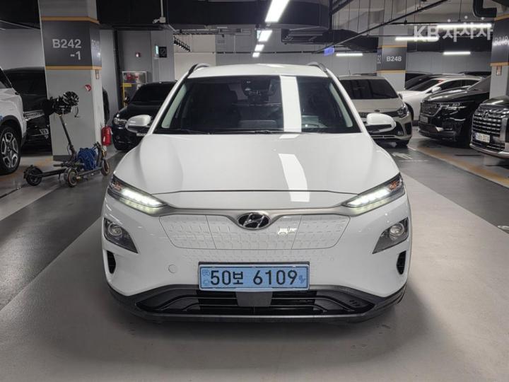 Hyundai Kona Electric Premium 2