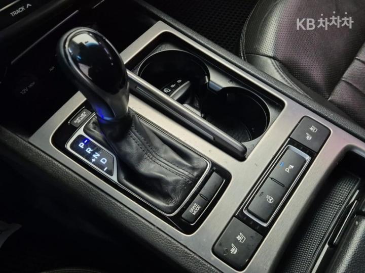 Hyundai Genesis DH G330 Modern AWD Base Type 9