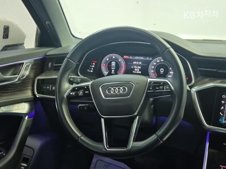 Audi A6 C8 40 TDI Premium 10