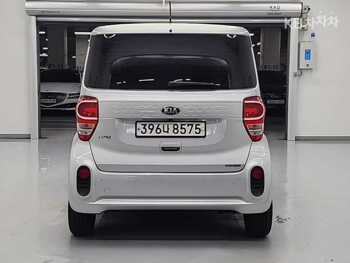 Kia Ray Van 1.0 Gasoline Van Premium Type 4