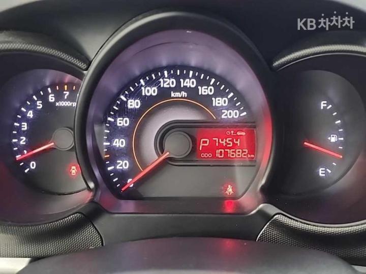 Kia Ray Van 1.0 Gasoline Van Premium Type 7