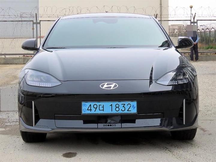 Hyundai IONIQ 6 CE Long Range Exclusive Plus 2