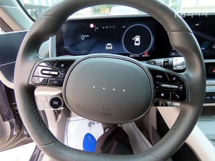 Hyundai IONIQ 6 CE Long Range Exclusive Plus 9