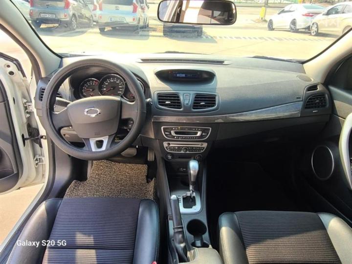 Renault SM3 New LE Exclusive 8