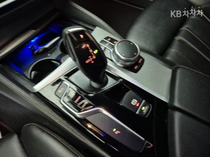 BMW 5 Series New 520d xDrive F10 2010-2016 9