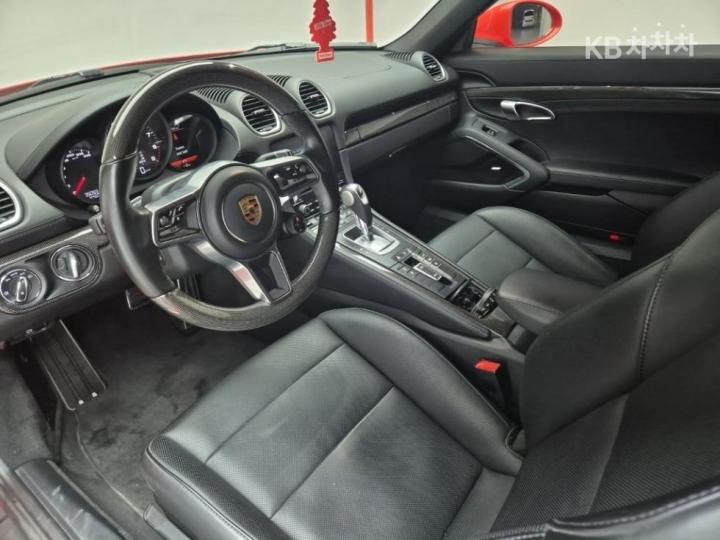 Porsche Boxster 4.0 GTS 8