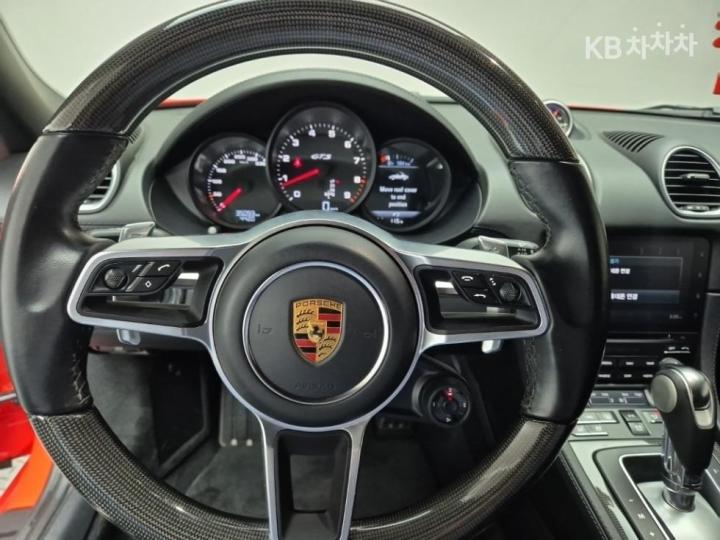 Porsche Boxster 4.0 GTS 10