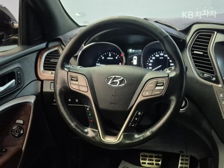 Hyundai Maxcruz Diesel e-VGT R2.2 4WD Finest Edition 10