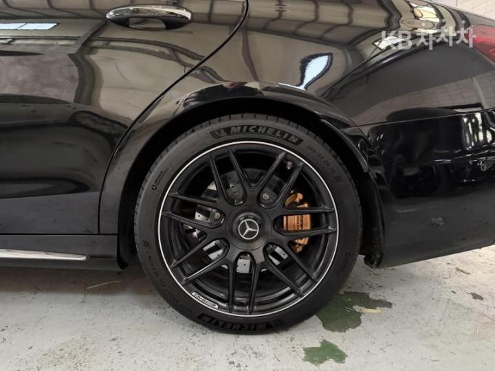 Mercedes-Benz S-Class New S63 AMG 4MATIC+ 6