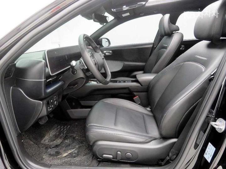 Hyundai IONIQ 6 CE Long Range Exclusive 8