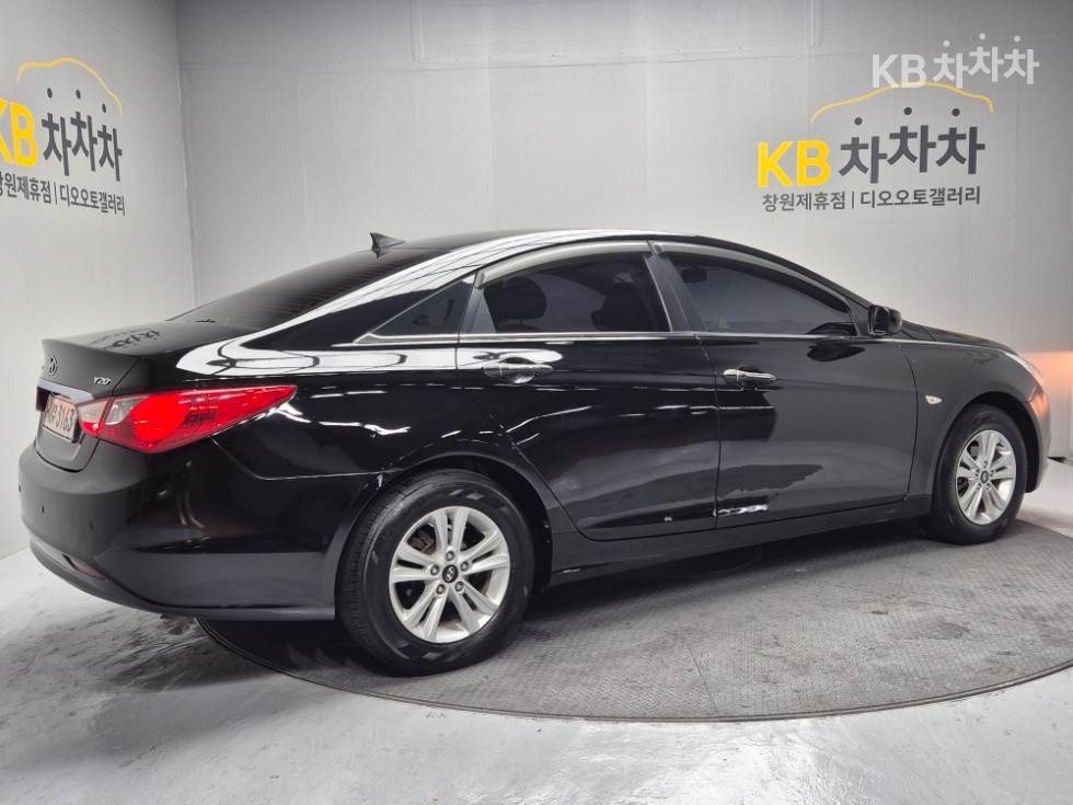 Hyundai Sonata — miniaturë 4