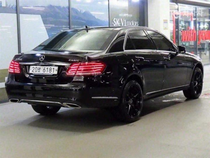 Mercedes-Benz E-Class New E350 4MATIC Avantgarde W212 5