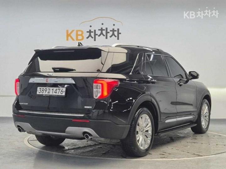 Ford Explorer Gasoline Turbo 2.3 AWD Limited 4