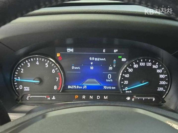 Ford Explorer Gasoline Turbo 2.3 AWD Limited 7