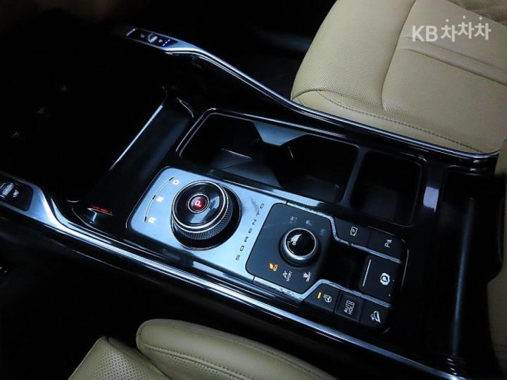 Kia Sorento Hybrid 1.6 HEV 4WD Gravity 10