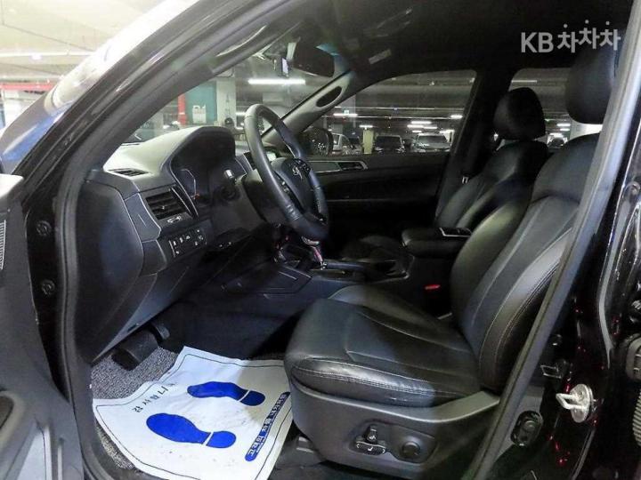 KG Mobility (Ssangyong) Rexton Sport Khan 2.2 2WD Expedition 7