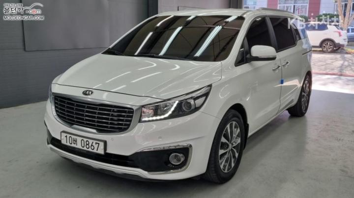 Kia Carnival 2.2 Diesel Luxury