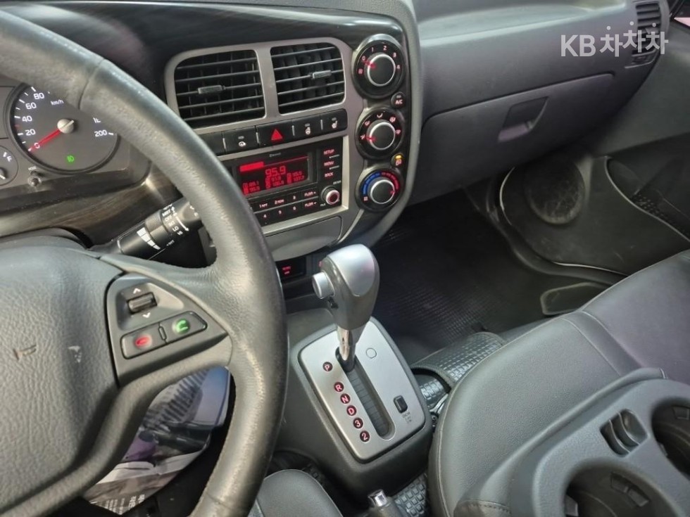 2019 - kia bongo iii
