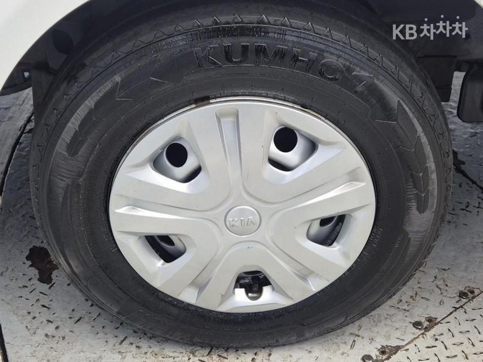 2019 - kia bongo iii