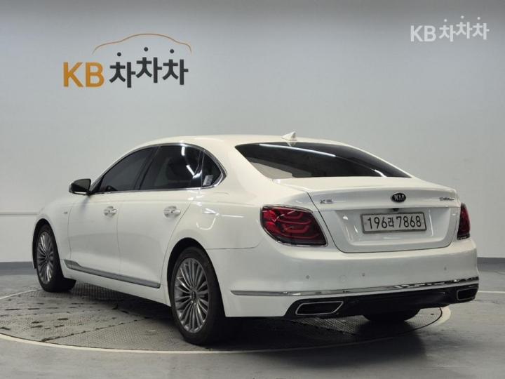 Kia K9 The 3.8 GDI AWD Platinum Ⅱ 3