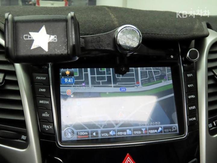 Hyundai i30 New 1.6 GDI Extreme 9