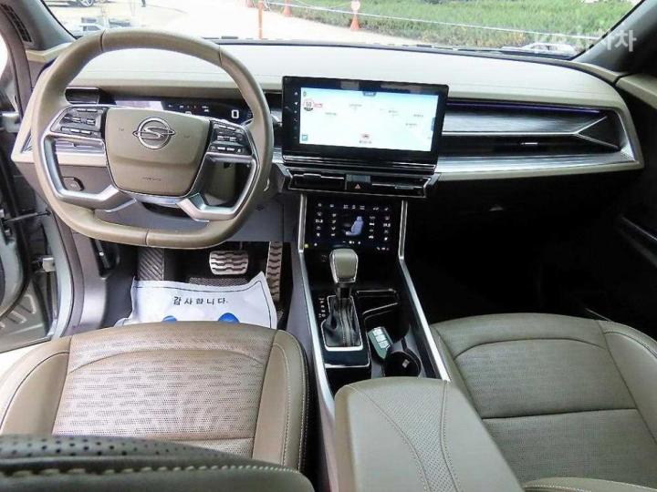 KG Mobility (Ssangyong) Torres J100 1.5 GDI Turbo T7 10