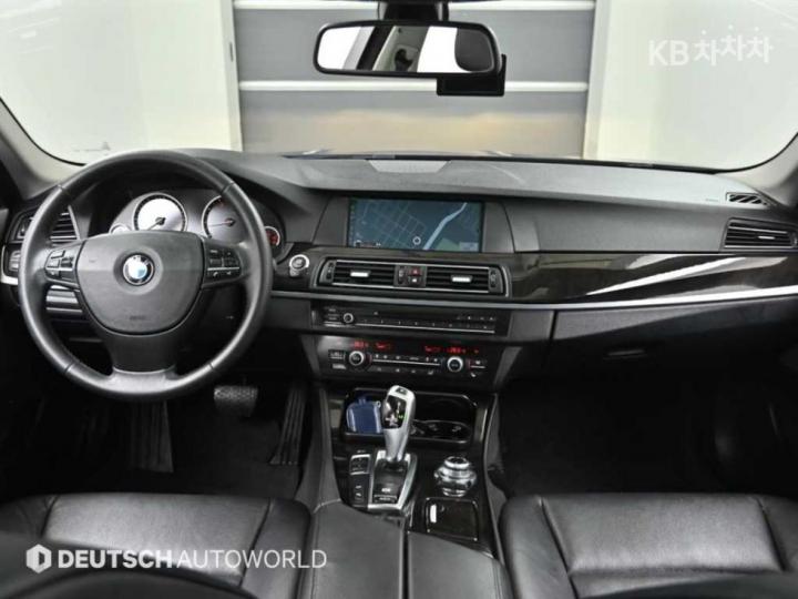 BMW 5 Series New 528i F10 2010-2016 8