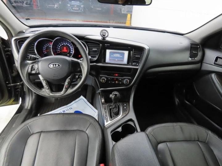 Kia K5 2.0 LPI Deluxe 8