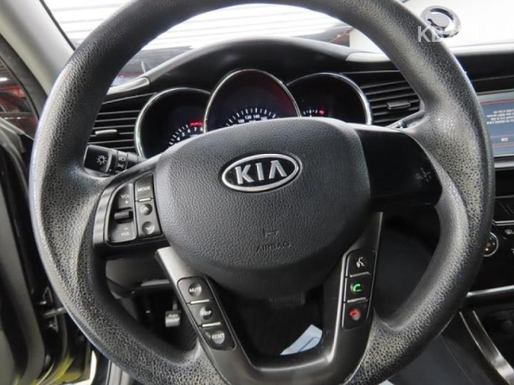 Kia K5 2.0 LPI Deluxe 9