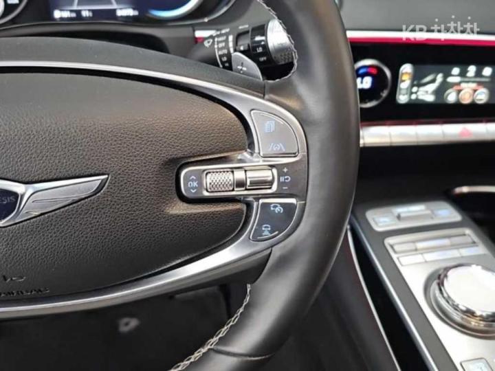 Genesis GV70 Gasoline 2.5T 2WD 9