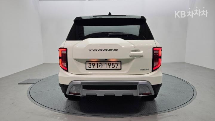 KG Mobility (Ssangyong) Torres J100 Gasoline Turbo 1.5 2WD T7 4